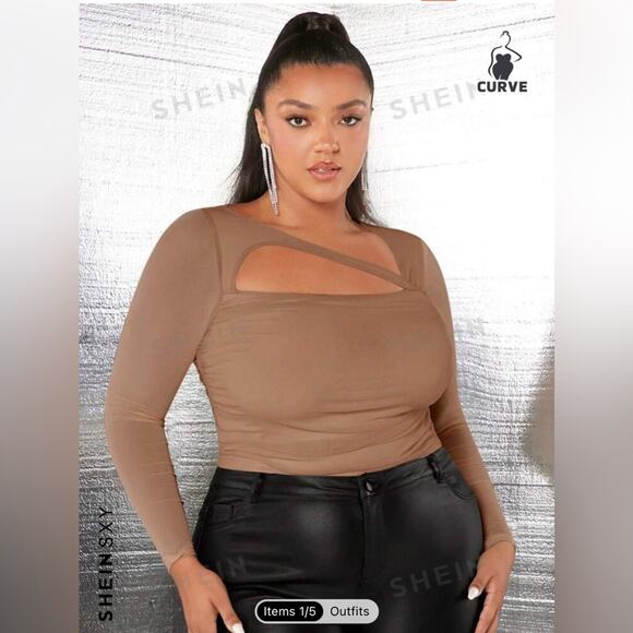 SHEIN Tops - SHEIN SXY Plus Size Women's Cut-out
Neckline Top size 3xl
